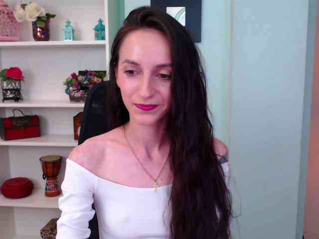 Julia-Jae webcam
