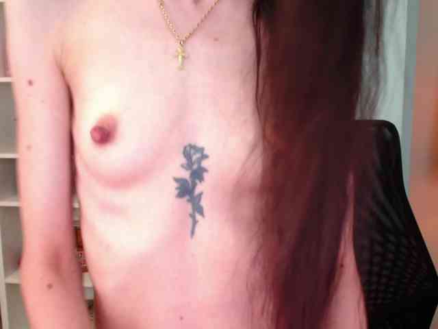 Julia-Jae webcam