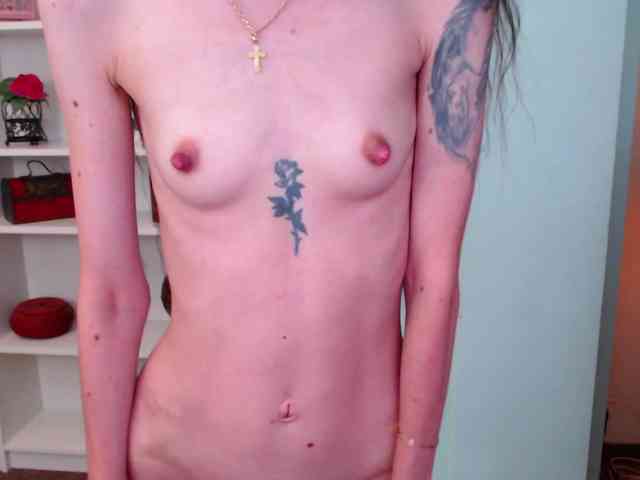 Julia-Jae webcam