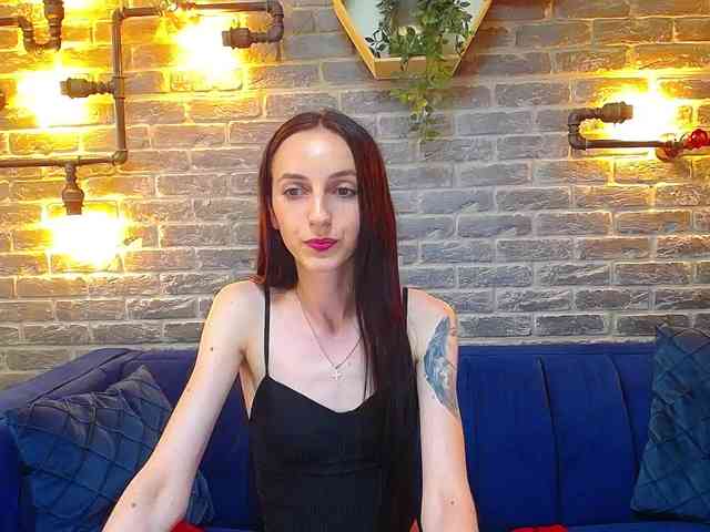 Julia-Jae webcam