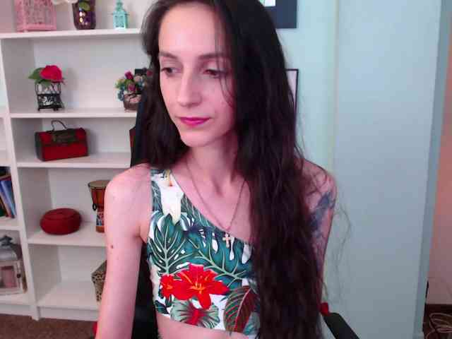 Julia-Jae webcam