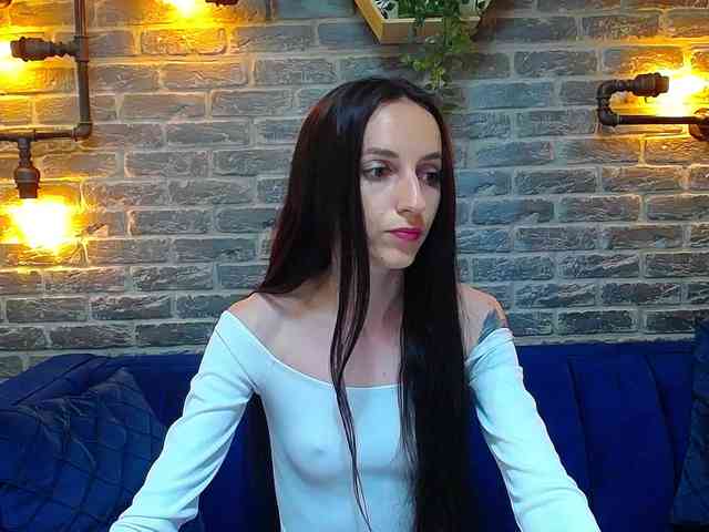 Julia-Jae webcam