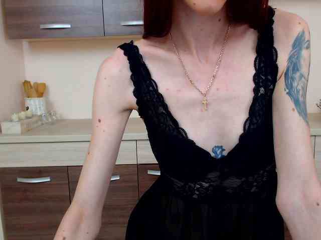 Julia-Jae webcam