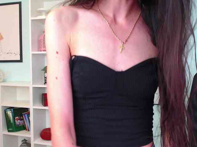 Julia-Jae webcam