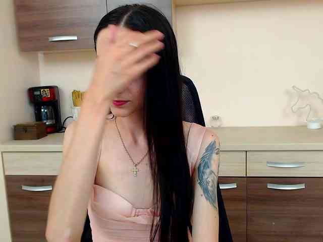 Julia-Jae webcam
