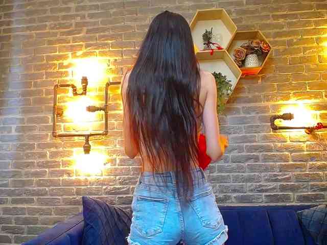 Julia-Jae webcam