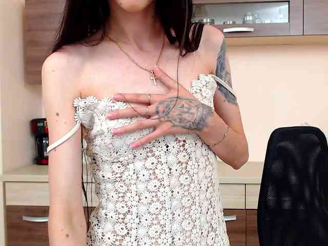Julia-Jae webcam