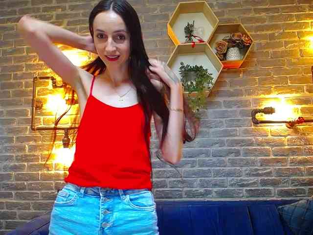 Julia-Jae webcam