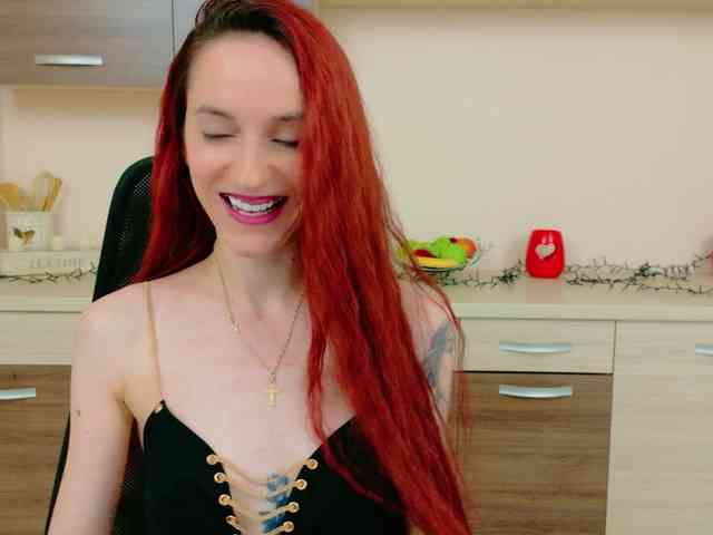 Julia-Jae webcam