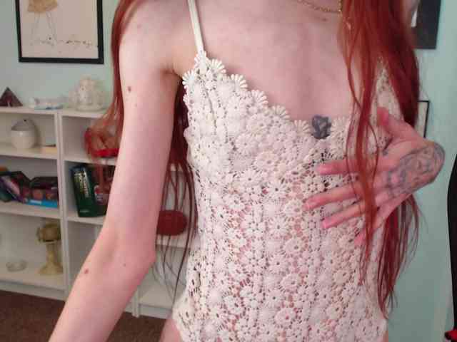 Julia-Jae webcam