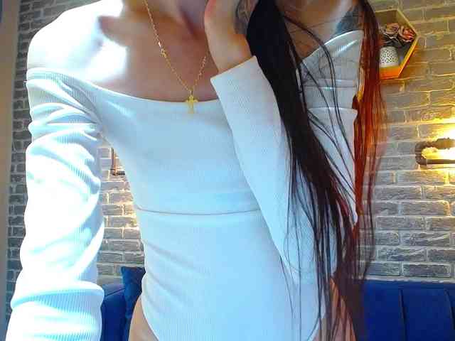 Julia-Jae webcam