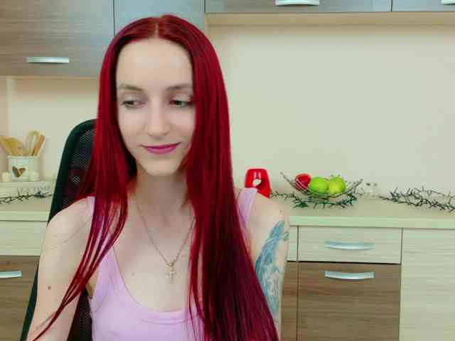 Julia-Jae webcam