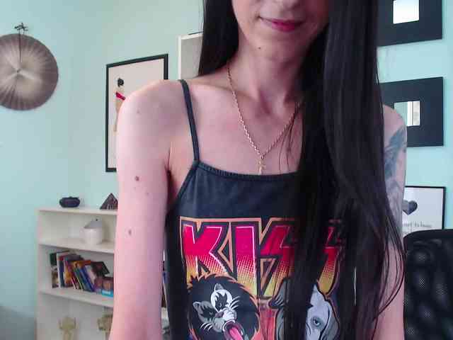 Julia-Jae webcam