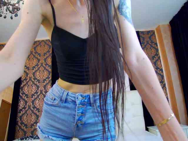 Julia-Jae webcam