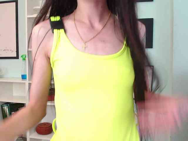 Julia-Jae webcam