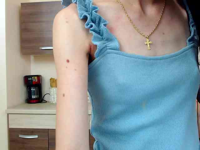Julia-Jae webcam