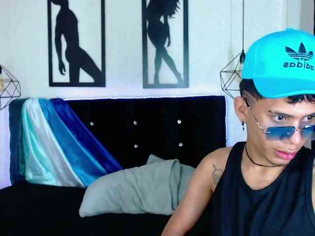 alejonaughty Live Webcam on BongaCams