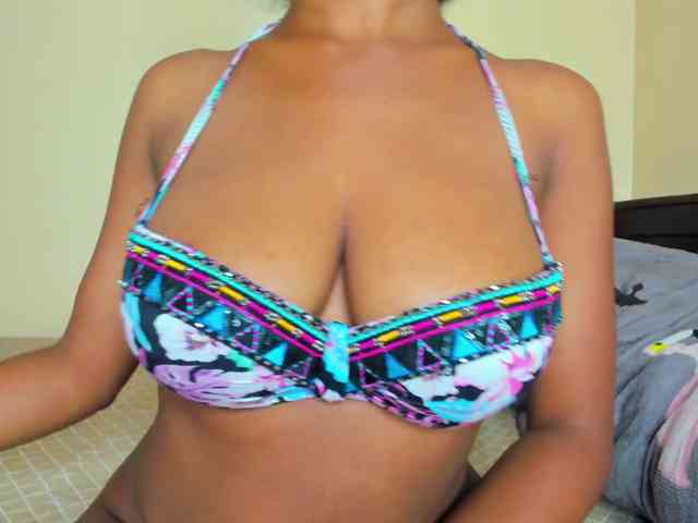 Sexy-fuck-Doll webcam