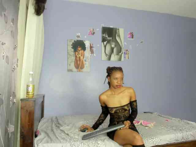 Sexy-fuck-Doll webcam