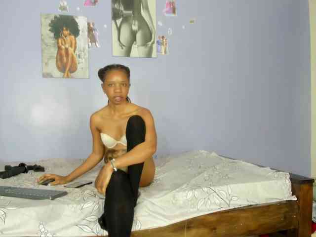 Sexy-fuck-Doll Live Webcam on BongaCams
