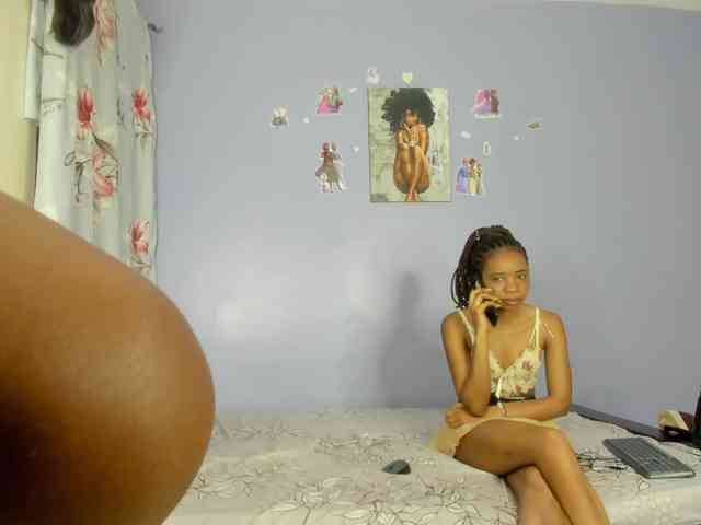 Sexy-fuck-Doll webcam