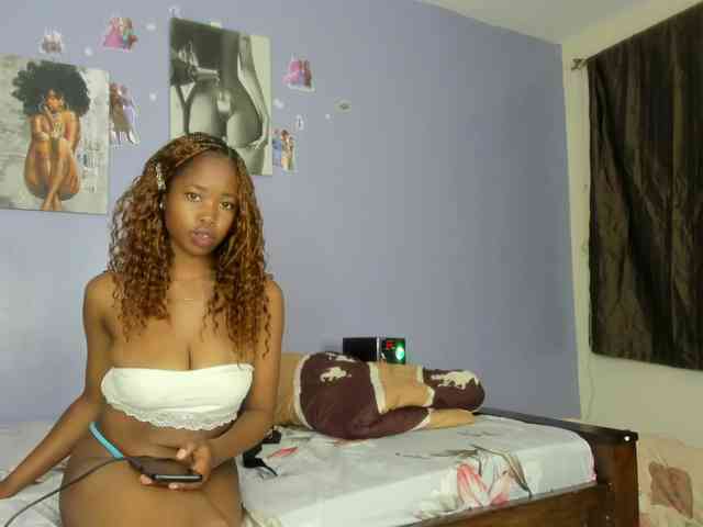 Sexy-fuck-Doll webcam