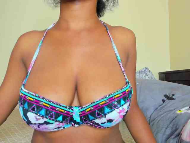 Sexy-fuck-Doll webcam