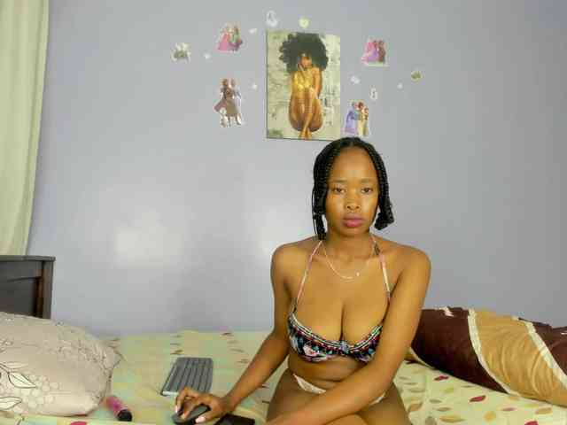 Sexy-fuck-Doll webcam