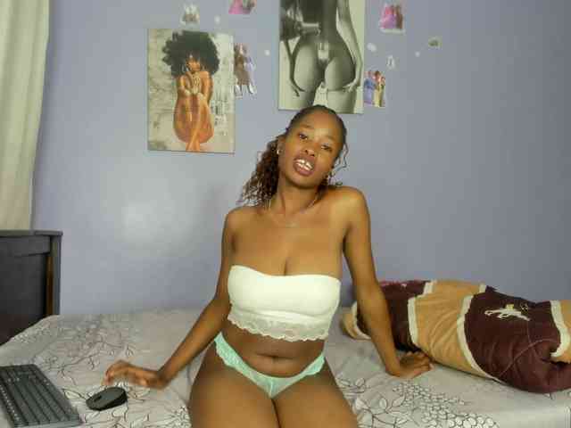 Sexy-fuck-Doll webcam