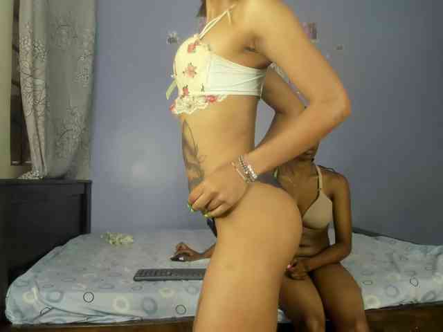 Sexy-fuck-Doll webcam