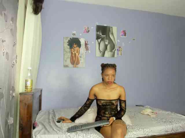 Sexy-fuck-Doll webcam