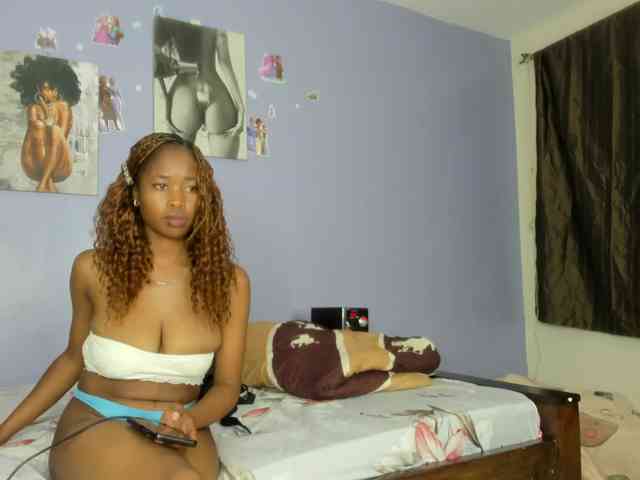 Sexy-fuck-Doll webcam