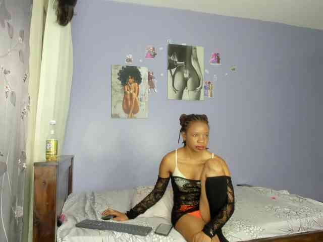 Sexy-fuck-Doll webcam