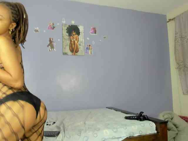 Sexy-fuck-Doll webcam