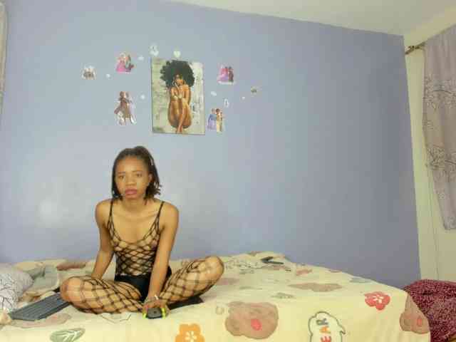 Sexy-fuck-Doll webcam