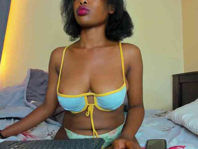 Sexy-fuck-Doll webcam