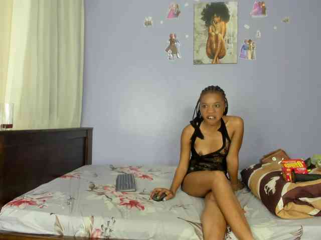 Sexy-fuck-Doll webcam