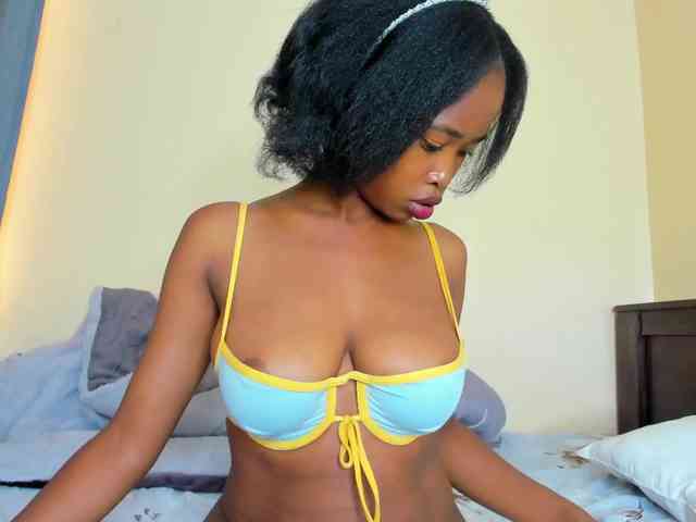 Sexy-fuck-Doll webcam