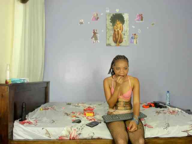 Sexy-fuck-Doll webcam
