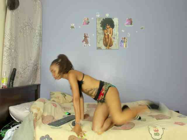 Sexy-fuck-Doll webcam