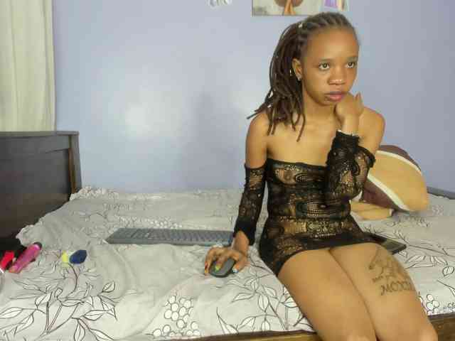 Sexy-fuck-Doll webcam