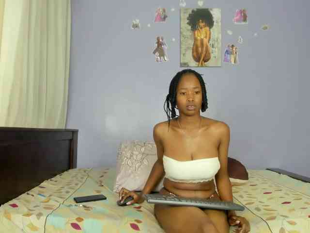 Sexy-fuck-Doll webcam