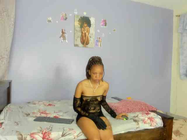Sexy-fuck-Doll webcam