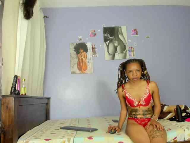 Sexy-fuck-Doll webcam