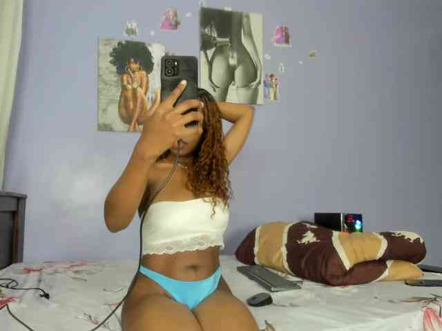Sexy-fuck-Doll webcam