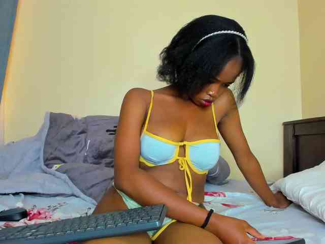 Sexy-fuck-Doll webcam