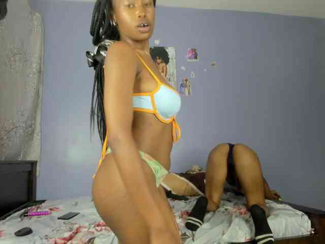 Sexy-fuck-Doll webcam