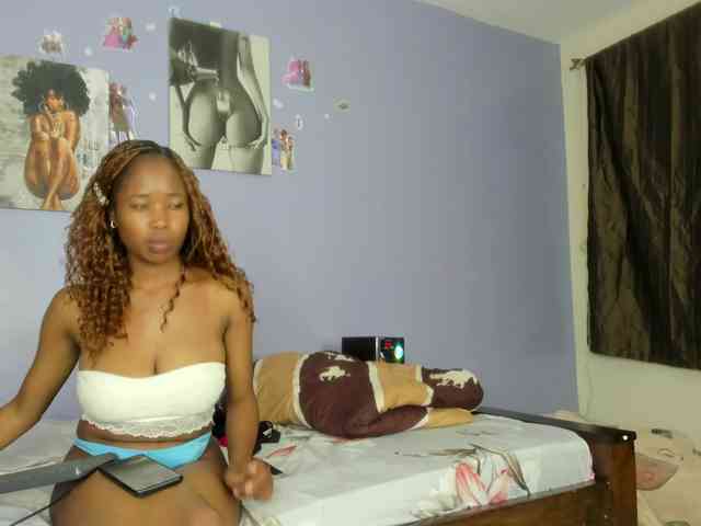 Sexy-fuck-Doll webcam