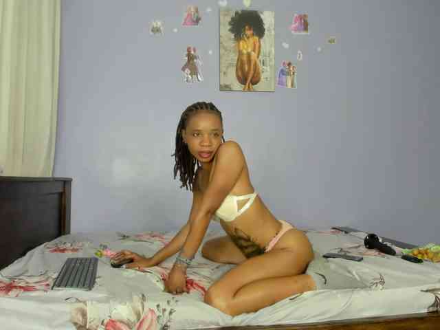 Sexy-fuck-Doll webcam