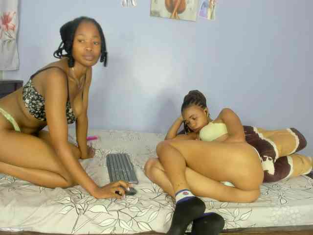 Sexy-fuck-Doll webcam